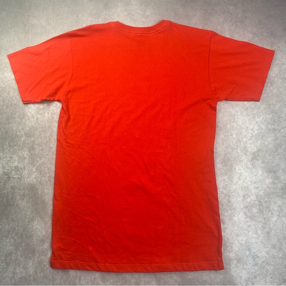 HUF Worldwide Floral Spell Out Logo Short Sleeve Red Graphic T-Shirt Size Medium - Picture 5 of 7